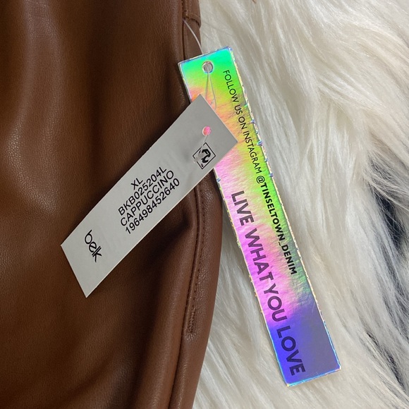 NWT Tinseltown Sz XL Brown Faux Leather High Rise Flare Legs Women’s Pants - Picture 11 of 11